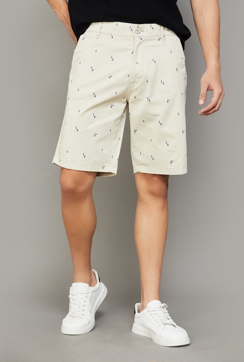 T-BASE Printed Mid-Rise Shorts