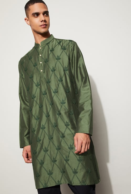 MELANGE Embroidered Straight Kurta