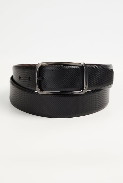 VAN HEUSEN Embossed Leather Belt