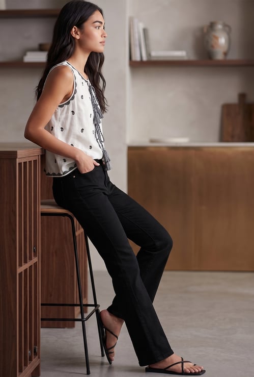 FAME FOREVER Solid Bootcut Jeans