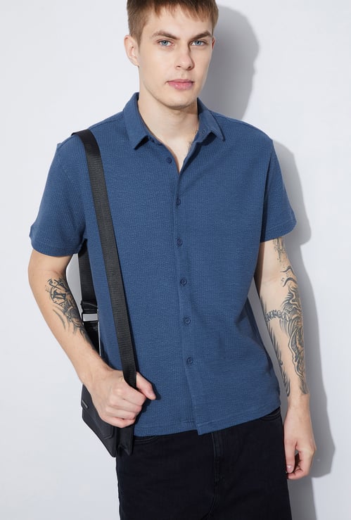 FAME FOREVER Knit Smart Fit Shirt