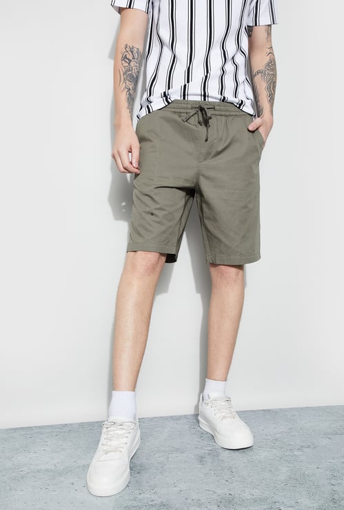 FAME FOREVER Solid Shorts