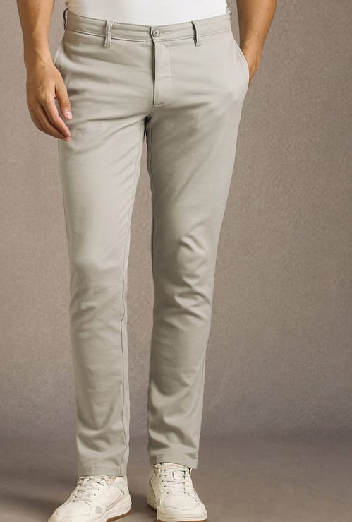 LP SPORT Solid Slim Tapered Trousers