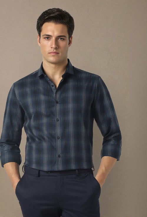 LOUIS PHILIPPE Textured Slim Fit Formal Shirt