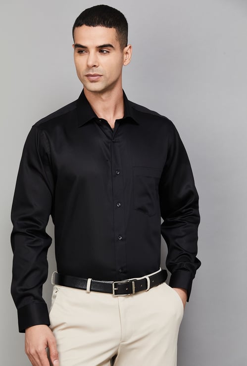 VAN HEUSEN Solid Custom Fit Formal Shirt