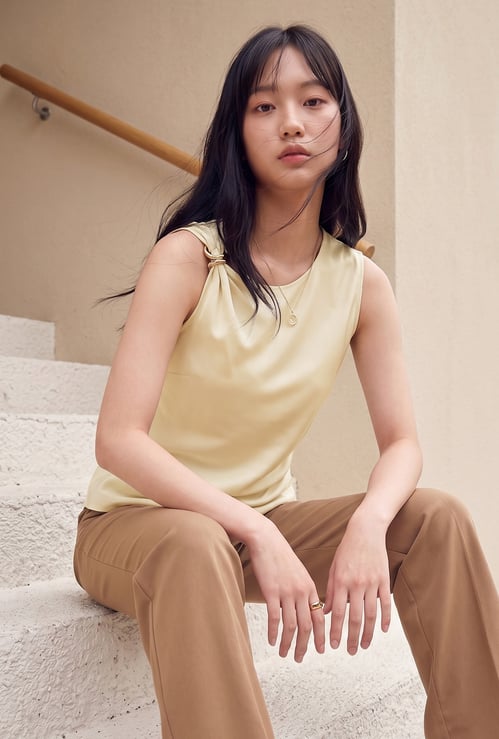 CODE Solid Sleeveless Top