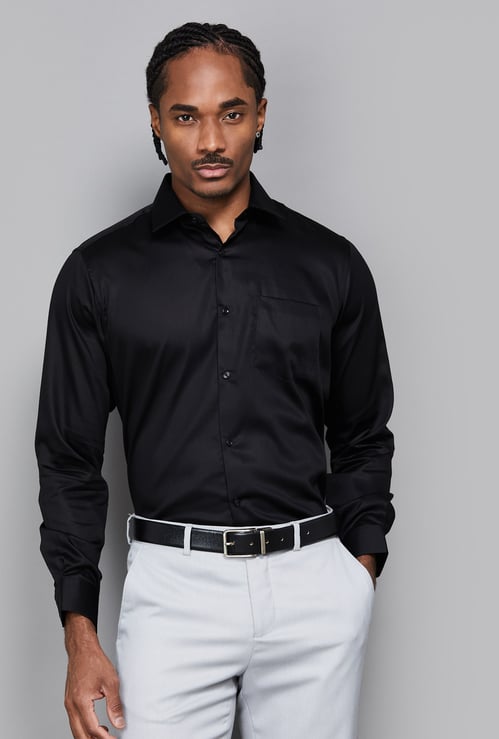 VAN HEUSEN Solid Regular Fit Formal Shirt