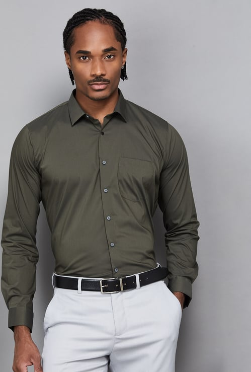 VAN HEUSEN Solid Slim Fit Formal Shirt