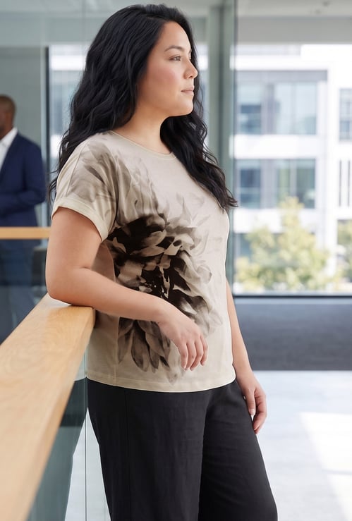 NEXUS Floral Print T-shirt
