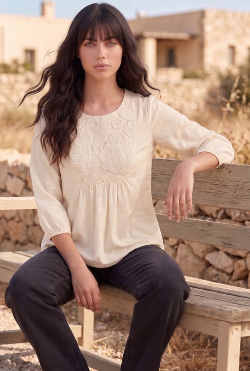 FAME FOREVER Lace Detail Top