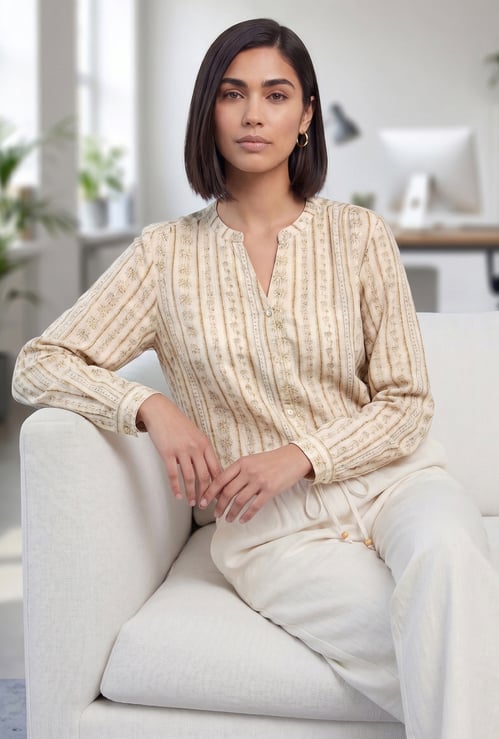 FAME FOREVER Embroidered Top