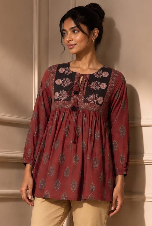 MELANGE Ethnic Motif Top