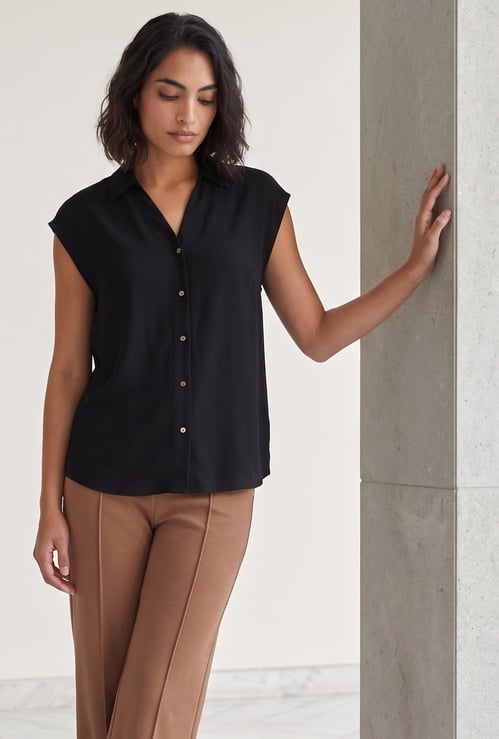 CODE Buttoned T-shirt