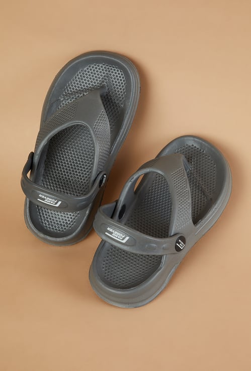 FAME FOREVER Boys Solid Flip-Flops