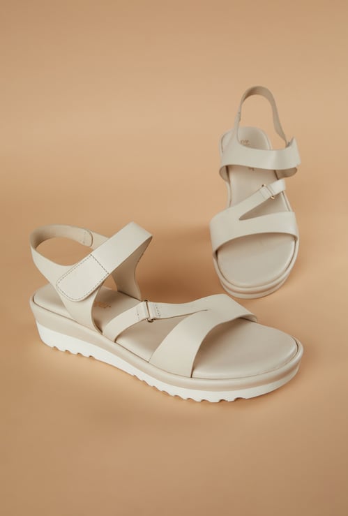 LIFESTYLE Platforms Heels