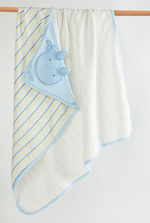 FAME FOREVER Boys Whale Striped Blanket