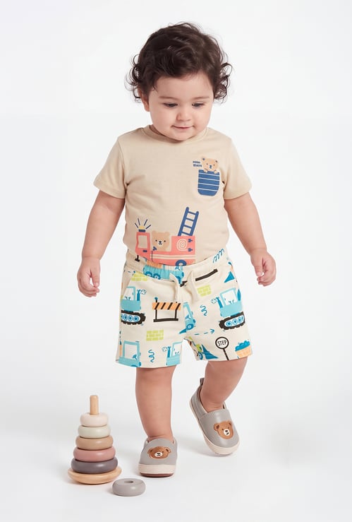 FAME FOREVER Boys Printed Regular Shorts