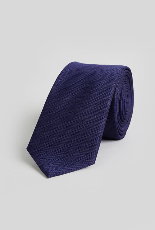 CODE Printed Skinny Tie