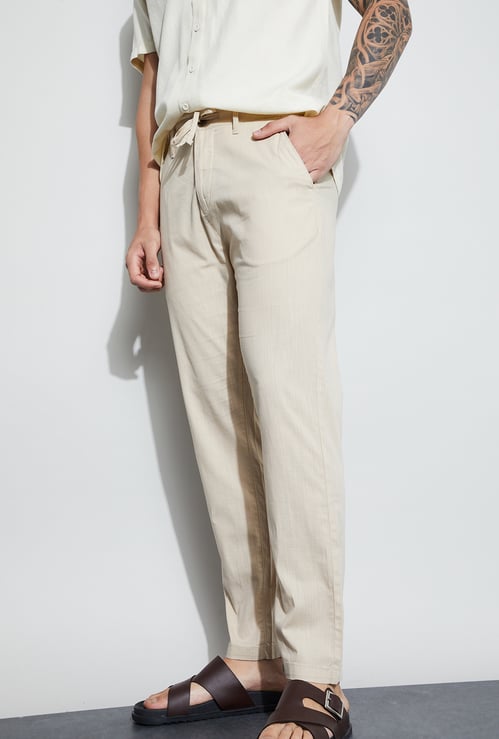 CODE UNWIND Solid Regular Fit Trousers