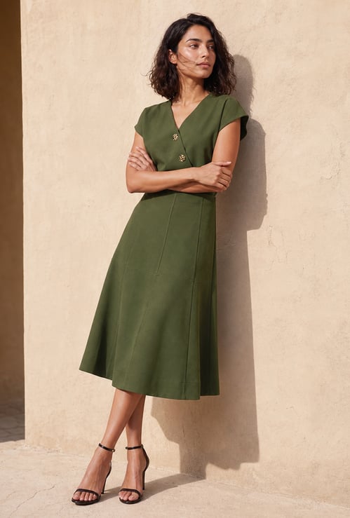 CODE Solid Panelled Midi Skirt