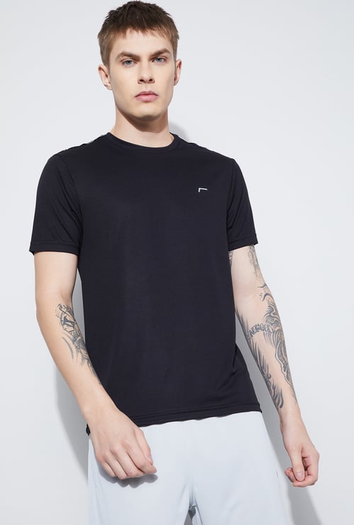 FAME FOREVER ACTIVE Solid Knit T-shirt