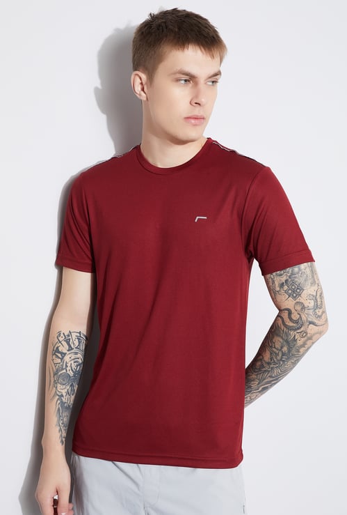 FAME FOREVER ACTIVE Solid Knit T-shirt