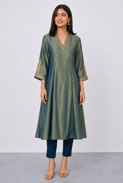 MELANGE Embroidered Anarkali Kurta