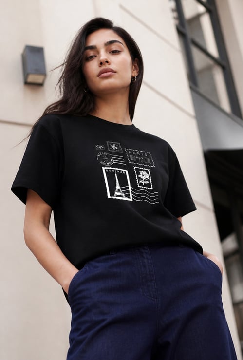 FAME FOREVER Graphic Print T-shirt