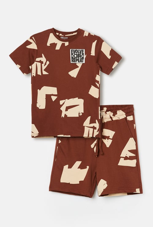FAME FOREVER Boys Graphic Print T-shirt with Shorts
