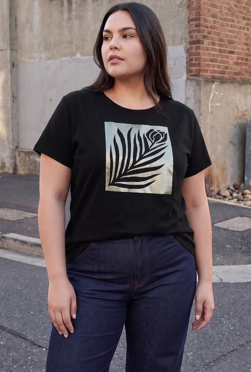 NEXUS Graphic Print T-shirt