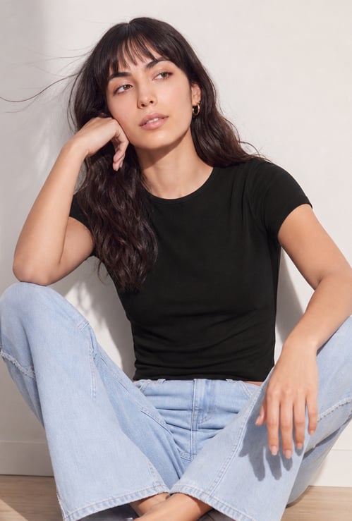 GINGER Solid Crop T-shirt