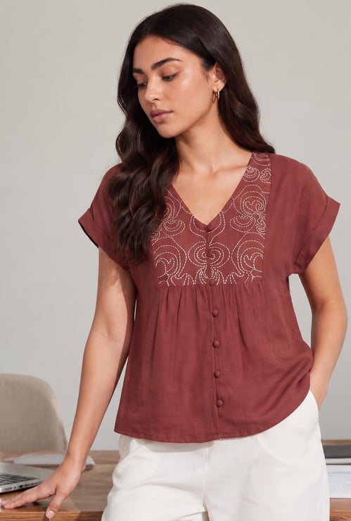 FAME FOREVER Embroidered Top