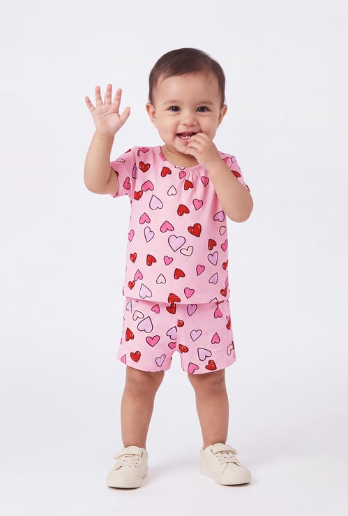 FAME FOREVER Girls Graphic Print Top with Shorts Set