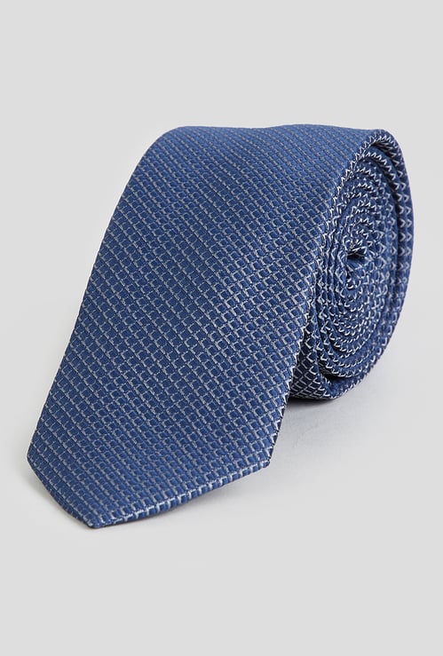 CODE Geometric Patterned Skinny Tie