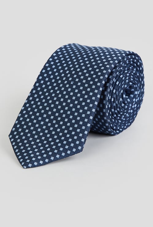 CODE Geometric Patterned Broad Tie