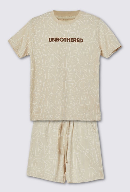 FAME FOREVER Boys Typography Print T-shirt with Shorts Set