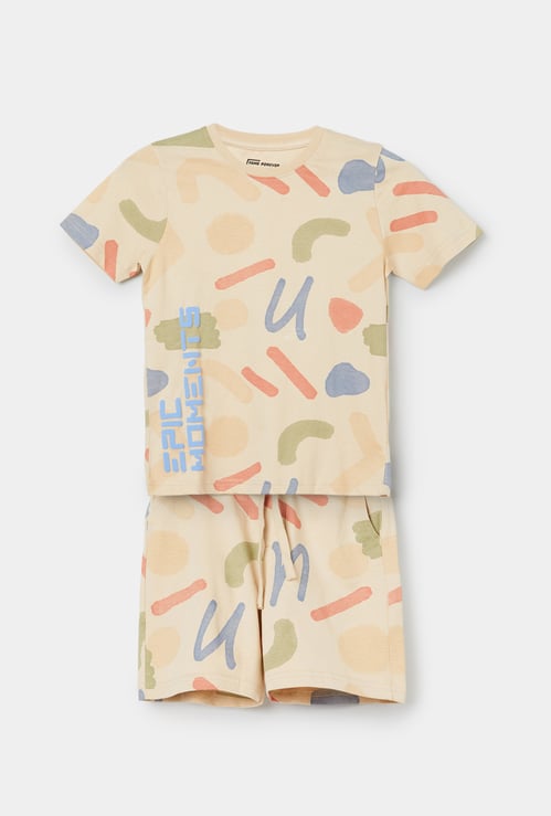 FAME FOREVER Boys Graphic Print T-shirt with Shorts Set