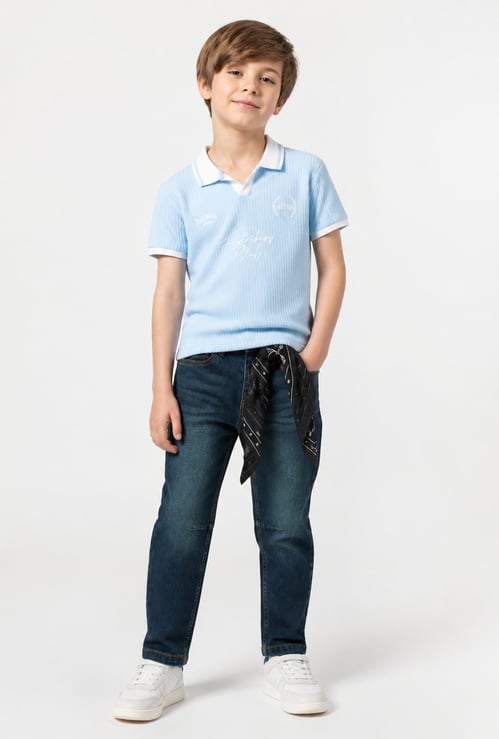 FAME FOREVER Boys Medium Wash Mid-Rise Jeans