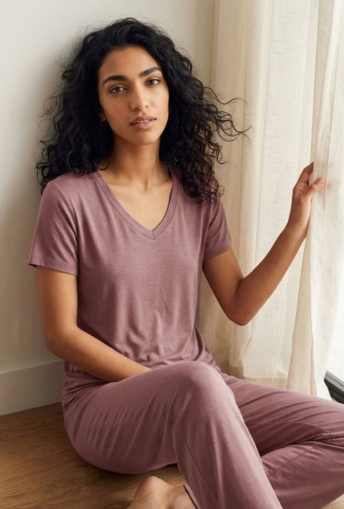 GINGER V-Neck Lounge T-shirt