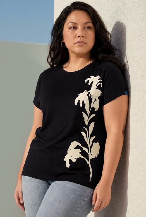 NEXUS Floral Print T-shirt
