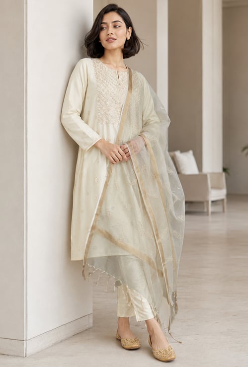 MELANGE Embroidered Dupatta