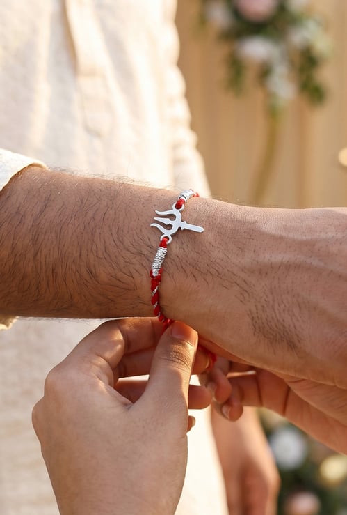 GIVA Blessed Trishul Rakhi