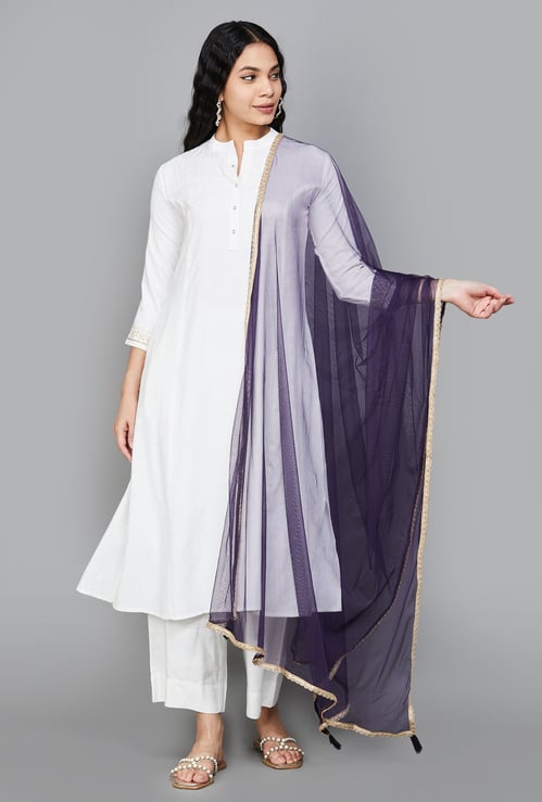 SPAN Solid with Lace Border Dupatta