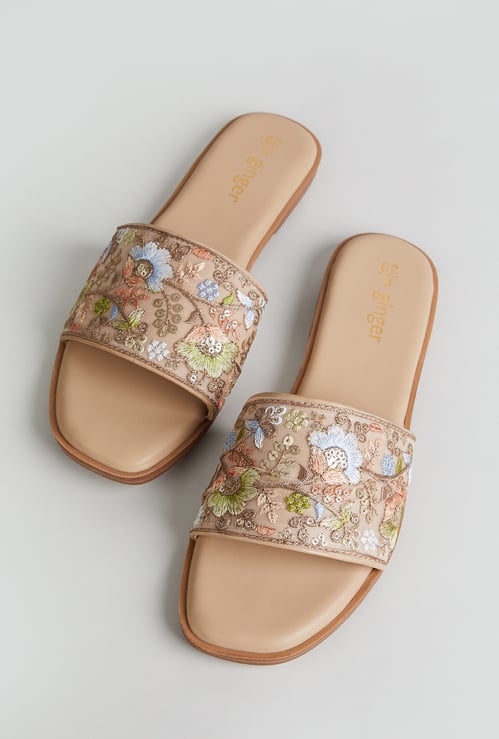 GINGER Embroidered Flats
