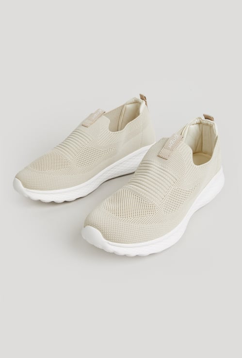 GINGER Mesh Slip-On Sneakers