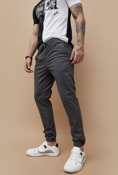FAME FOREVER Solid Slim Tapered Joggers