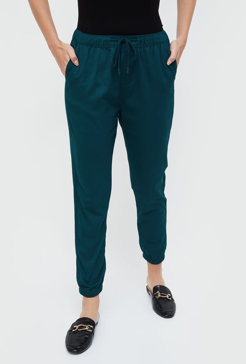 CODE CLASSIC Women Solid Joggers