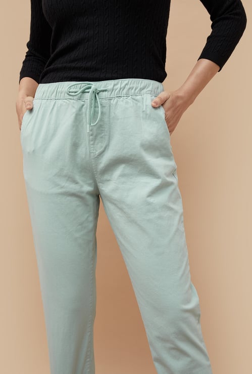 CODE CLASSIC Women Solid Joggers