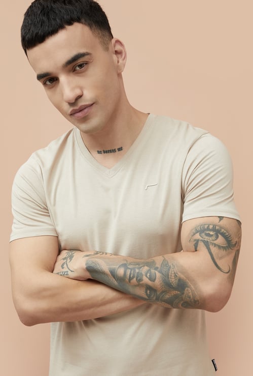 FAME FOREVER Solid Regular Fit T-shirt