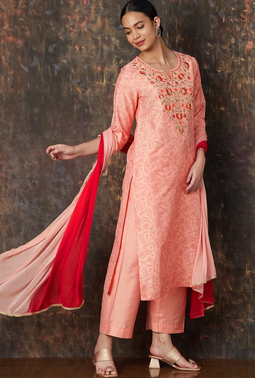 MELANGE Women Floral Embroidered Kurta Set